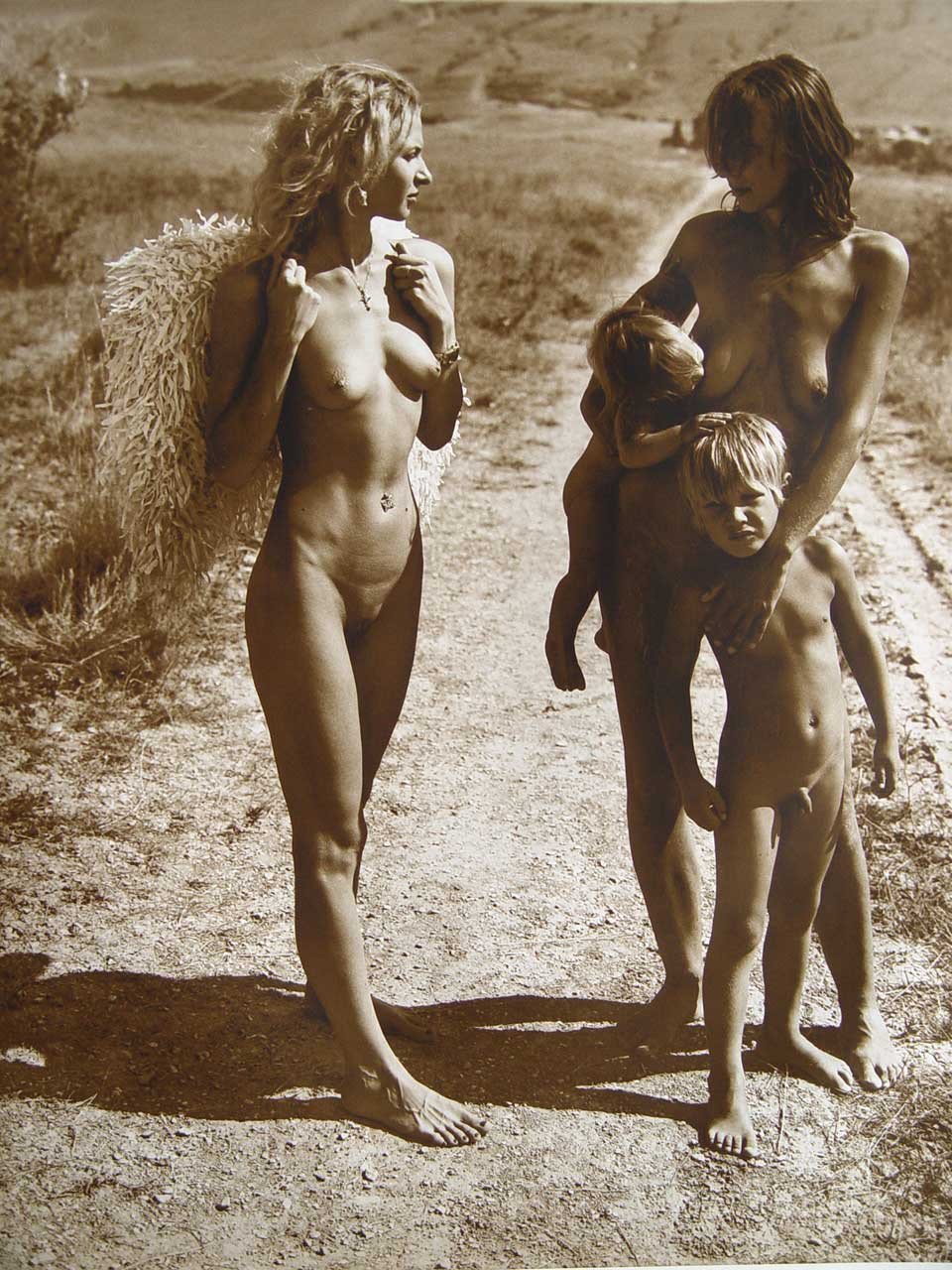 Valtatboo Nude