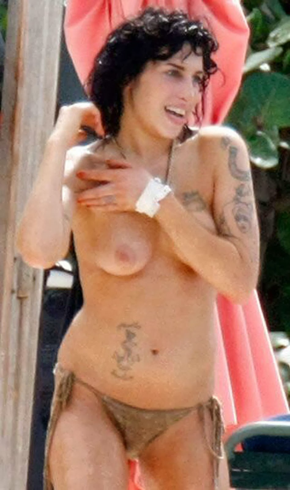 Amy Winehouse Cover Photo