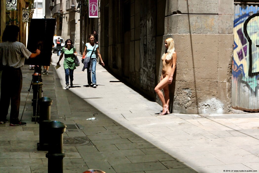 Nude Walking