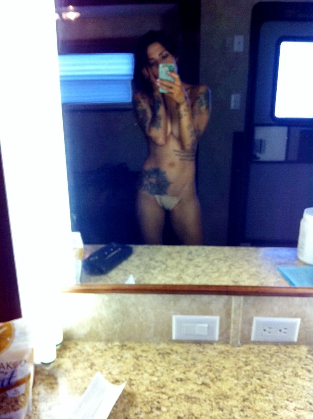 Sarah Shahi Nude
