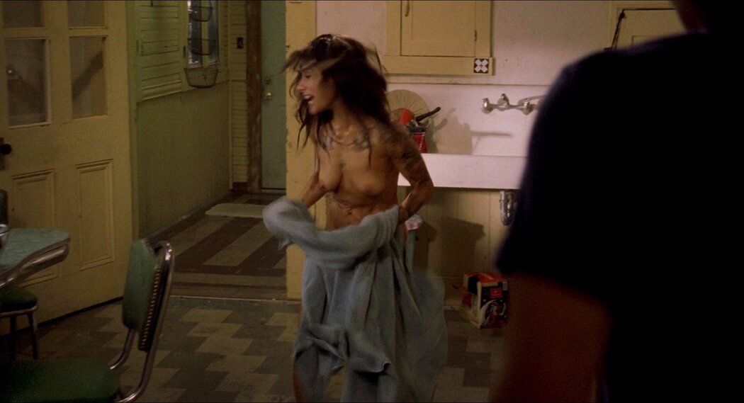 Sarah Shahi Nude