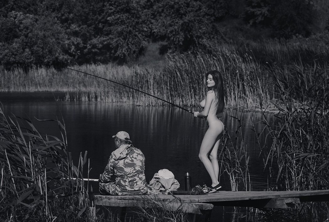 Nude Fishing