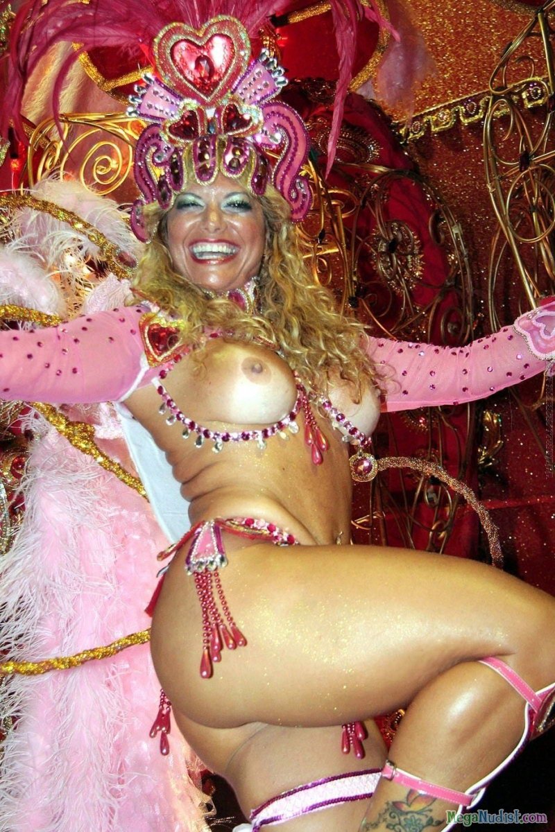 Valya Karnaval Nudes