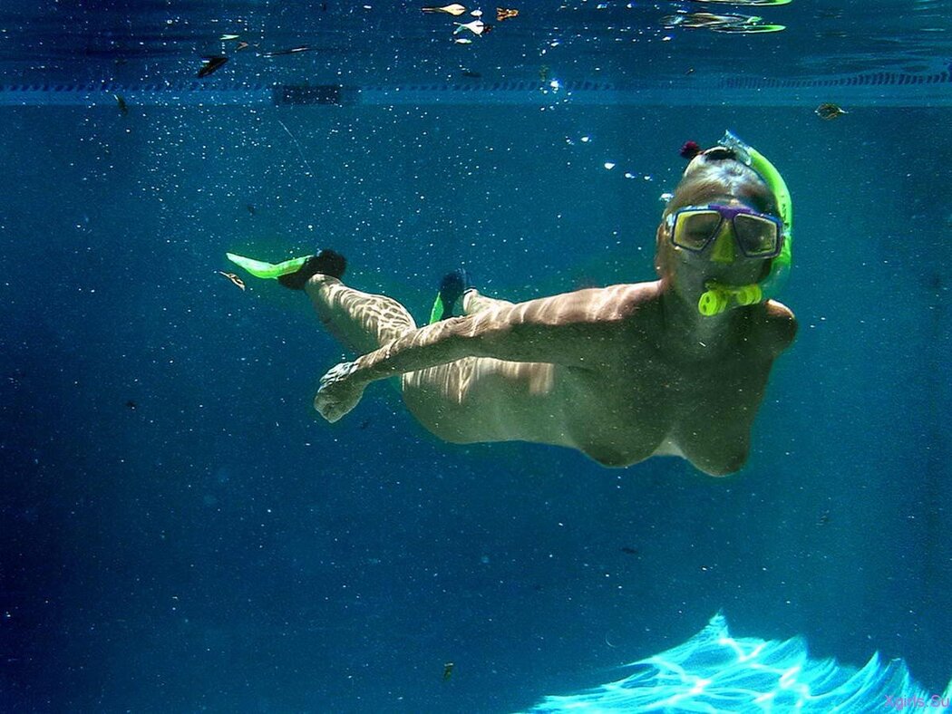 Nude Snorkeling