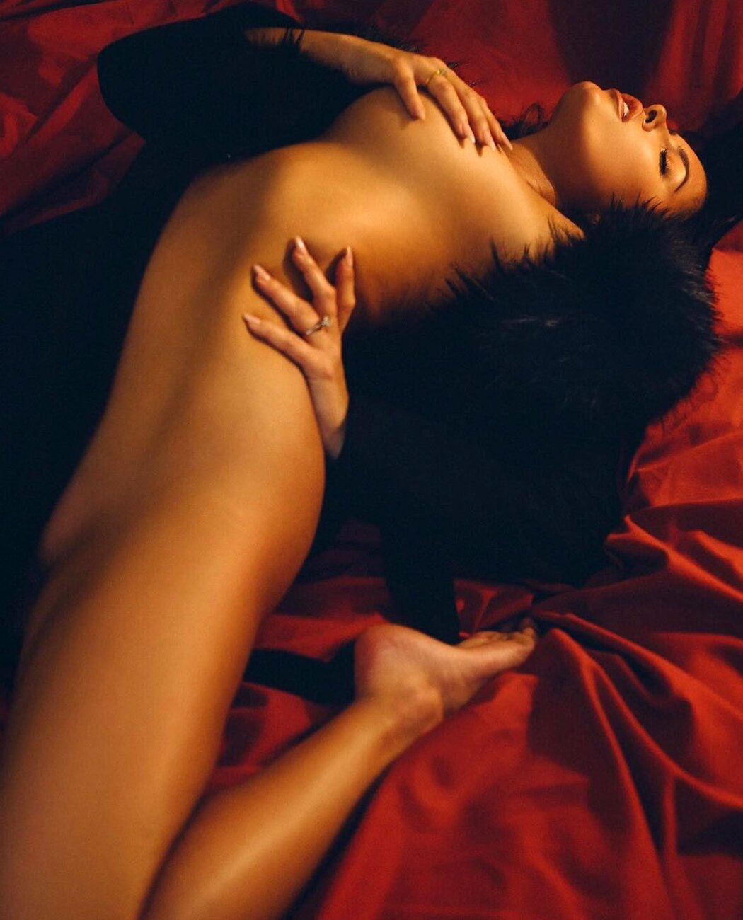 Constance Nunes Nude