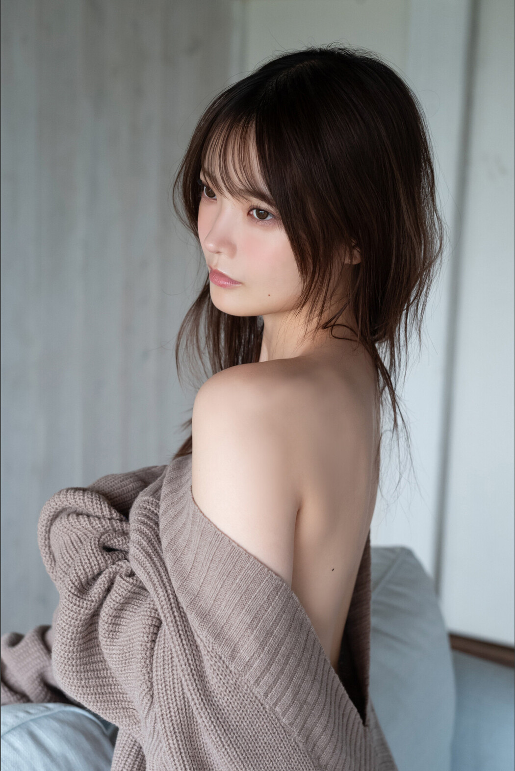 Araya Himeka 新谷姫加, FRIDAYデジタル写真集 「Holic」 Vol.04