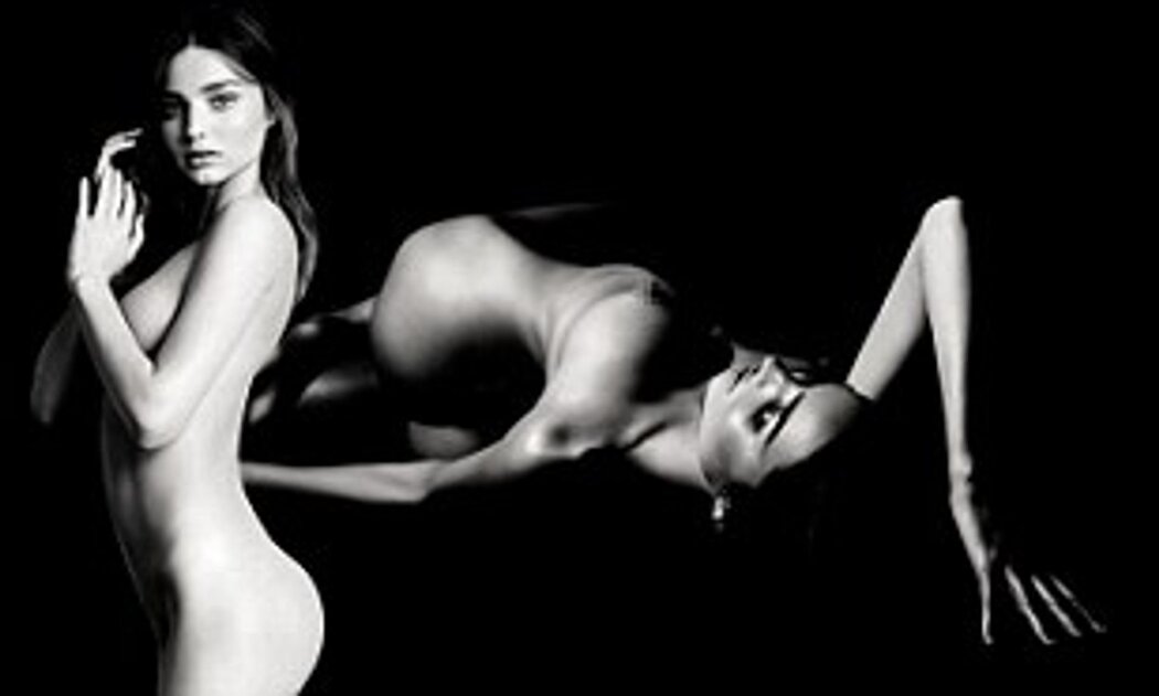 Model Miranda Kerr Nude