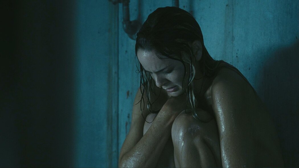 Sarah Wayne Callis In A Bikini
