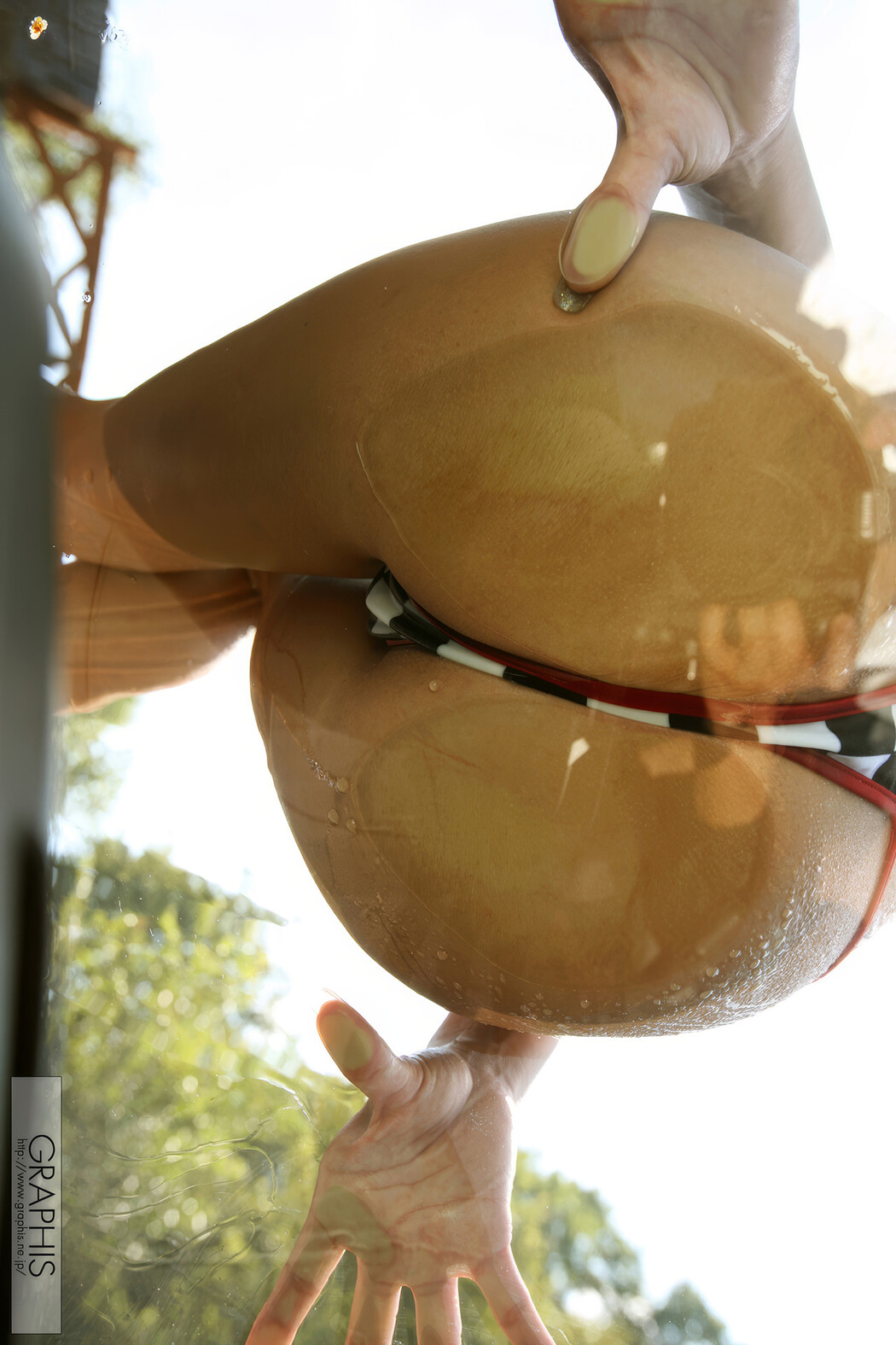 Yuki Yoshizawa 吉澤友貴, Graphis Limited Edition 2010.05