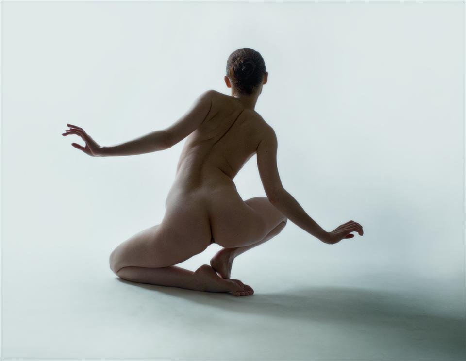 Nude Performance Dance
