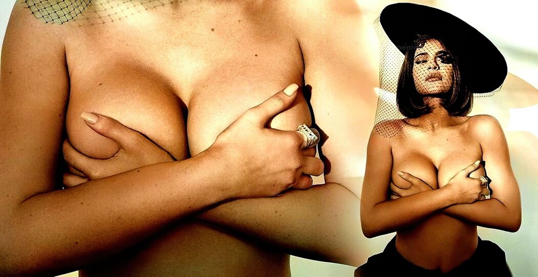 Kylie Jenner Nude Tits