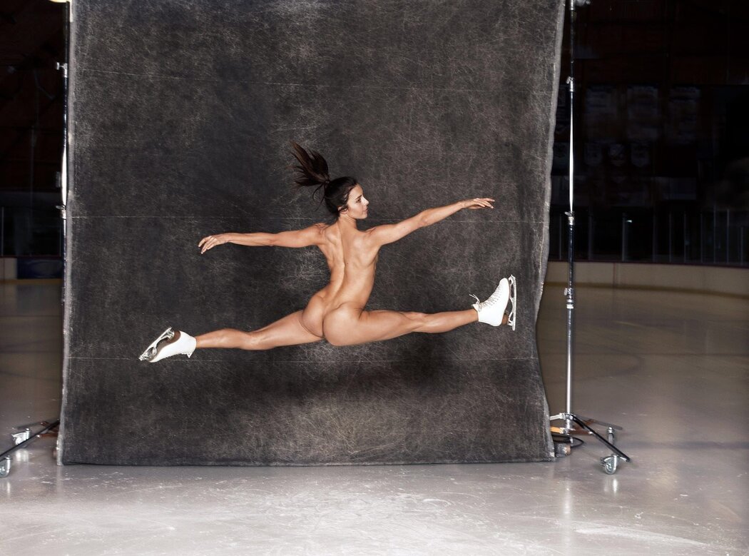 Nude Skaters