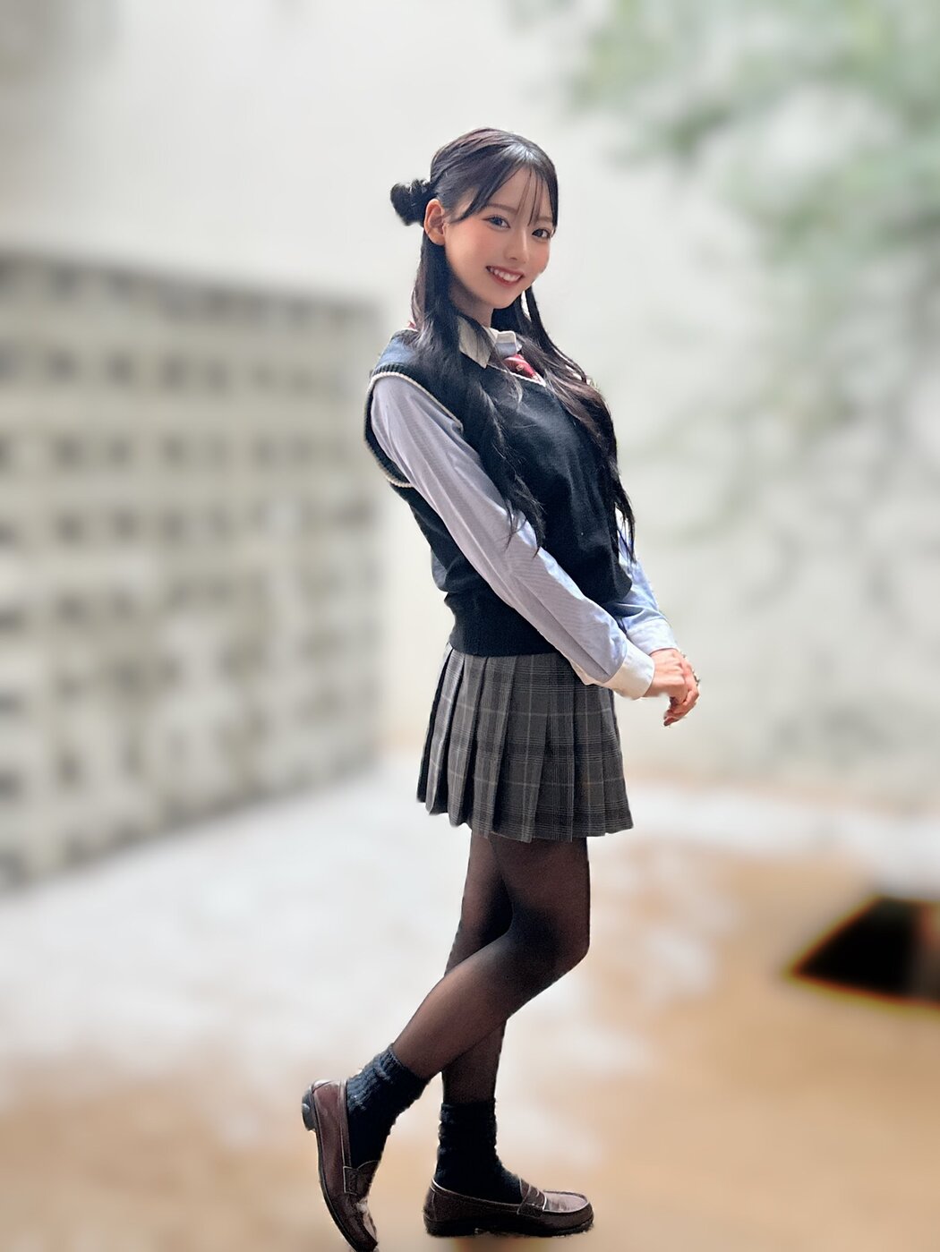 Momoka Okumura 奥村桃夏, Young Magazine 2025 No.17 (ヤングマガジン 2025年17号)