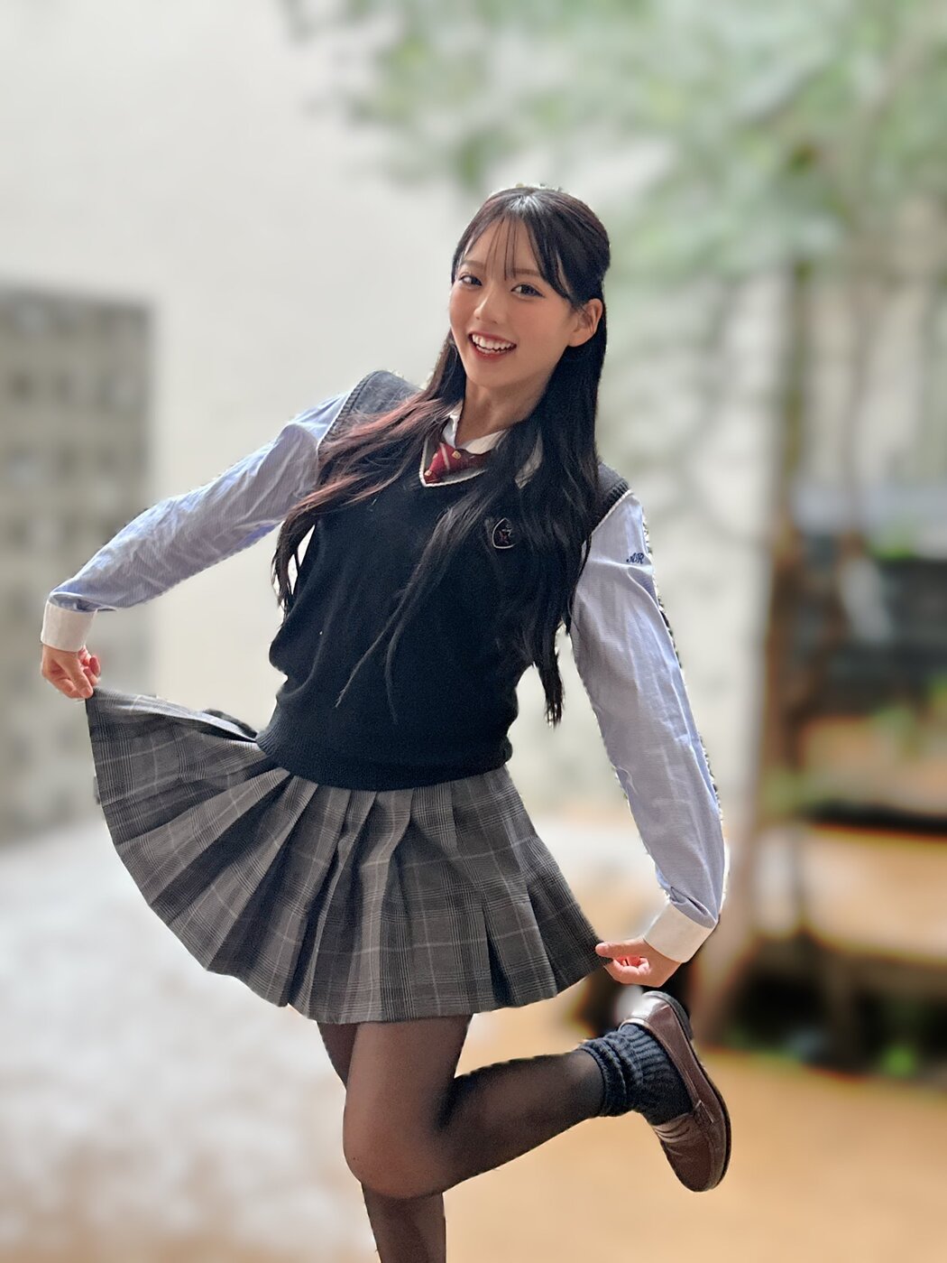 Momoka Okumura 奥村桃夏, Young Magazine 2025 No.17 (ヤングマガジン 2025年17号)