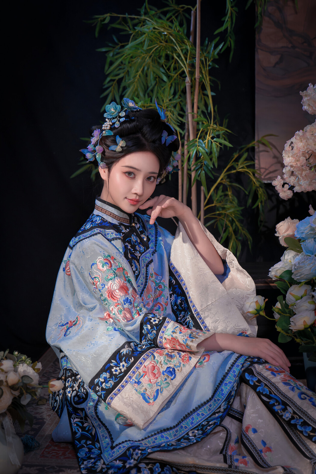 年年Nnian, 写真集 丝兰陵