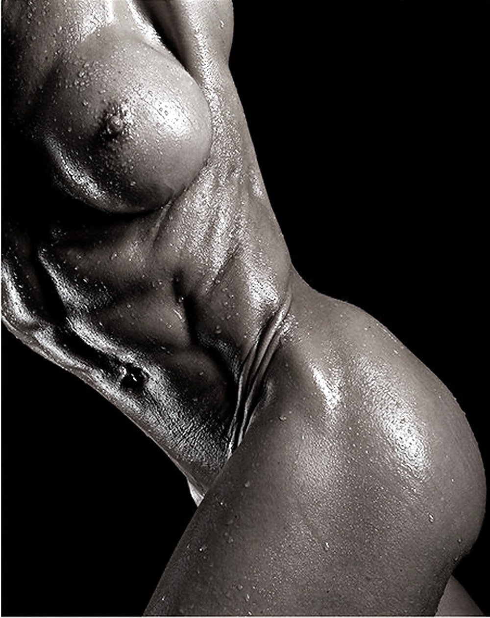 FIT NAKED GIRLS