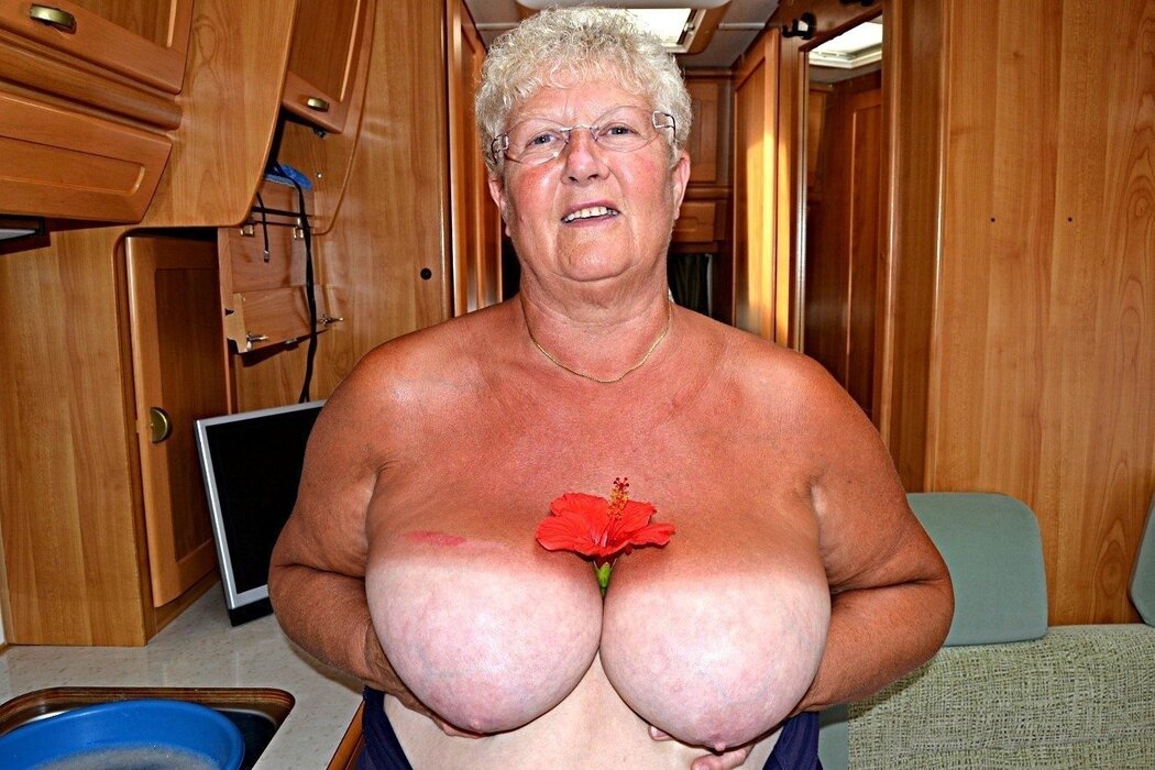 Granny Tits Pics
