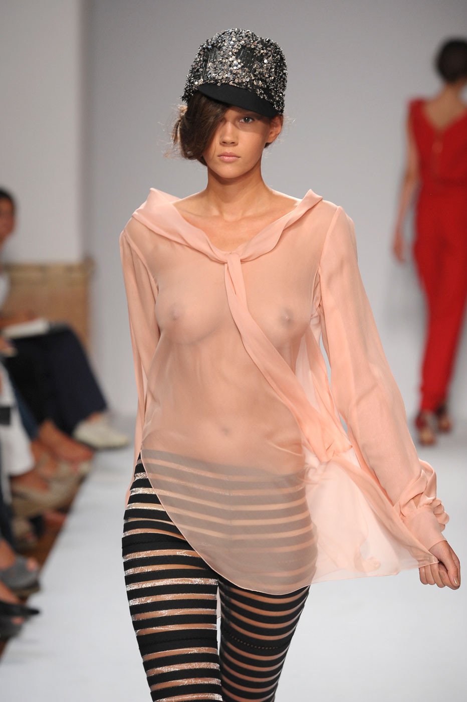 Fashion Tits