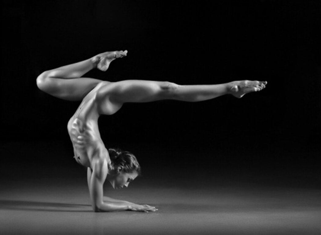 Acrobatic NAKED