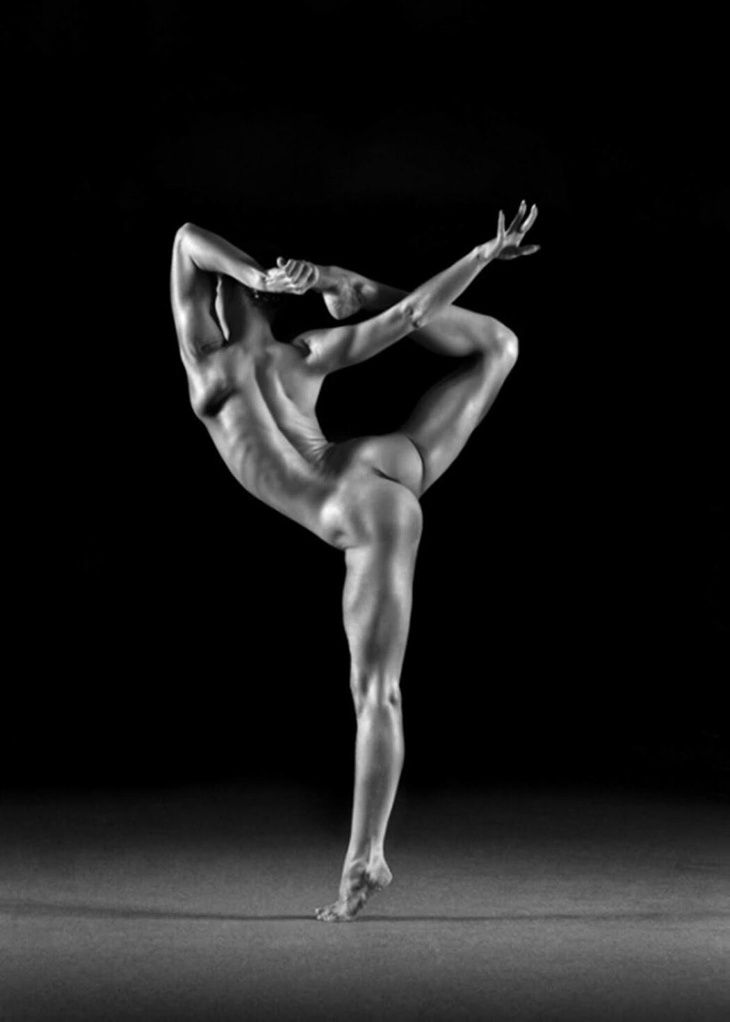 Acrobatic NAKED