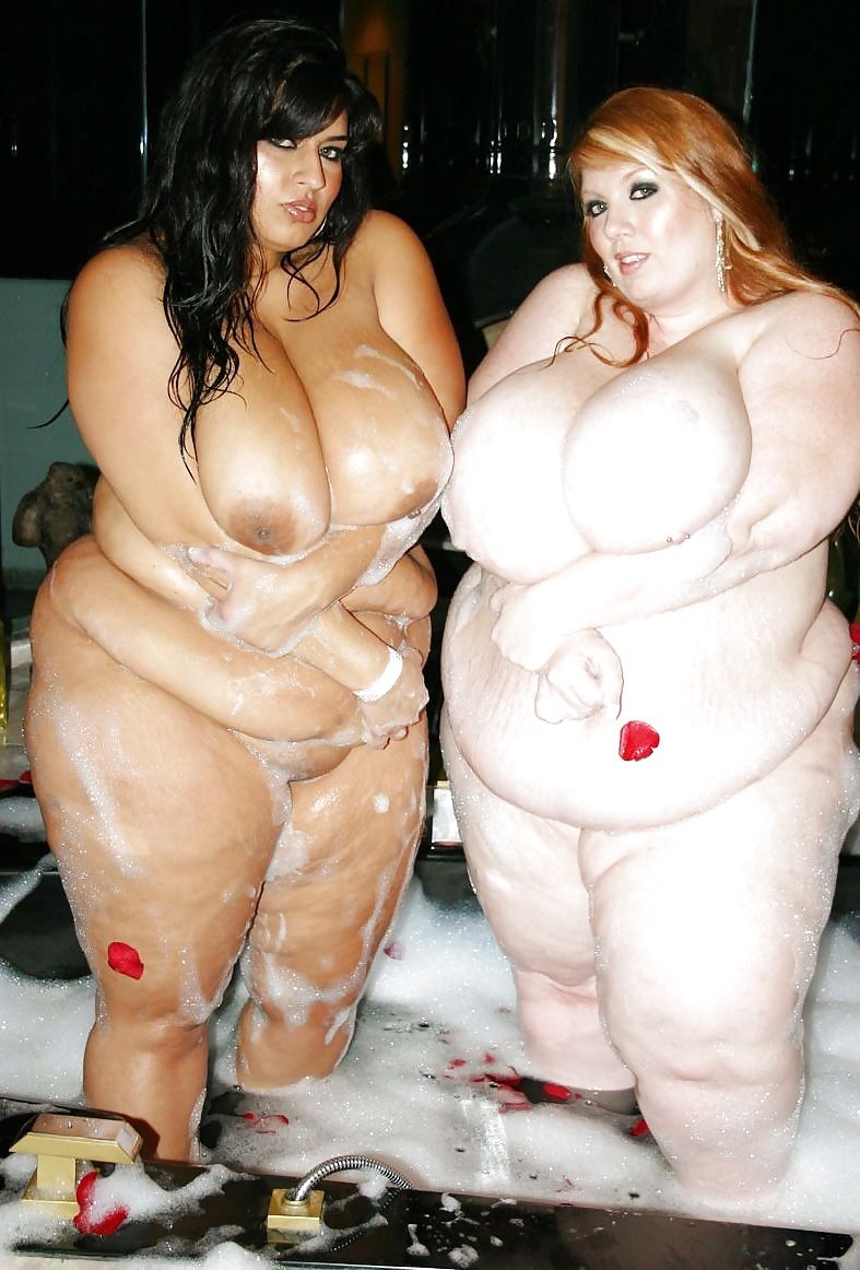 Plump Chicks