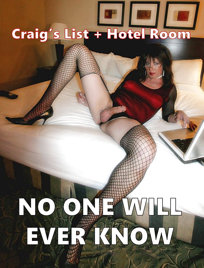 NAKED CROSSDRESSERS