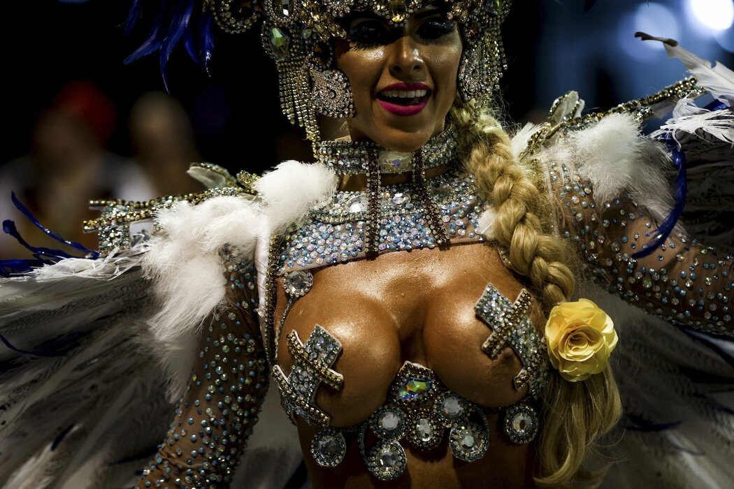 Valya Karnaval Naked