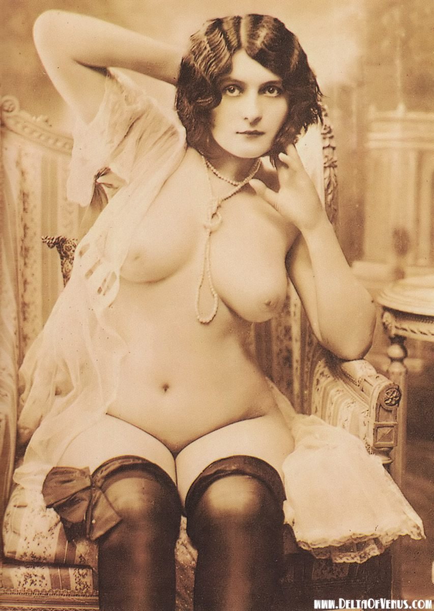 Vintage Naked Women