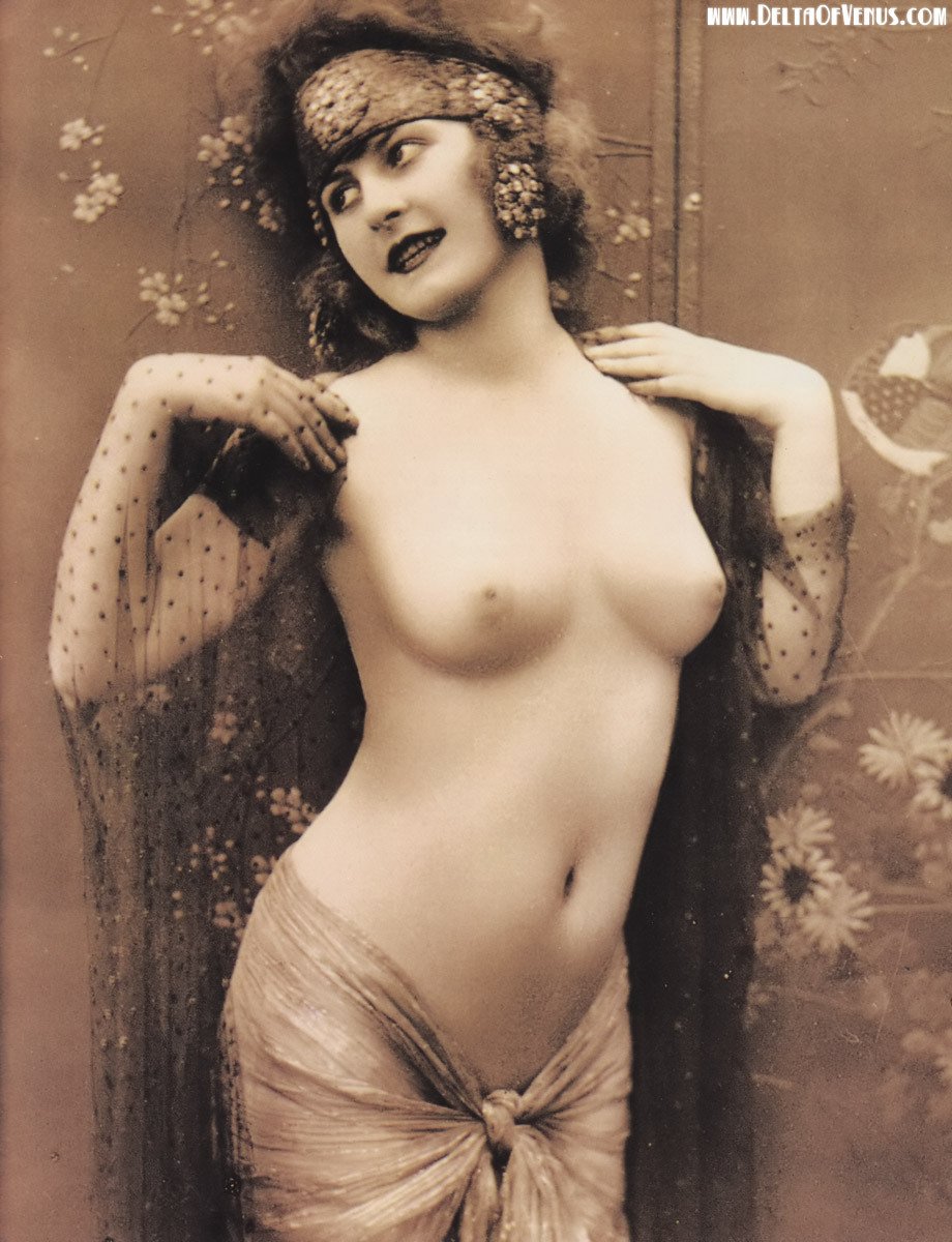 Vintage Naked Women