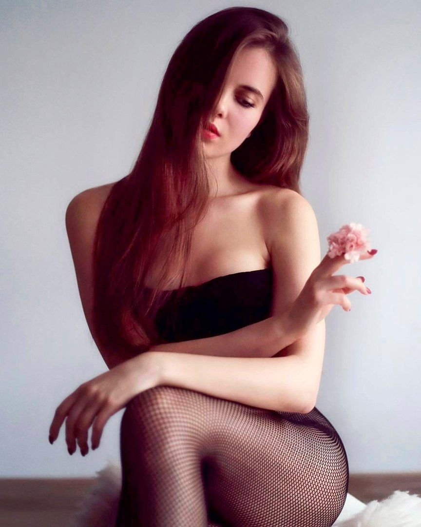 Ariadna Majewska Topless