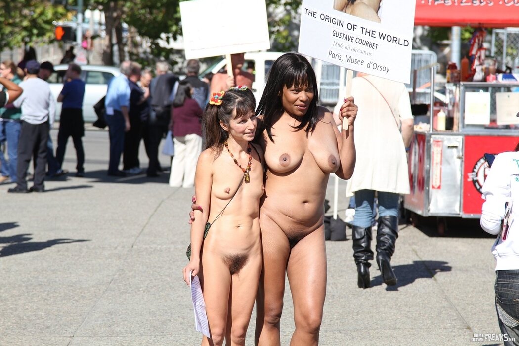 Naked Street Bangs