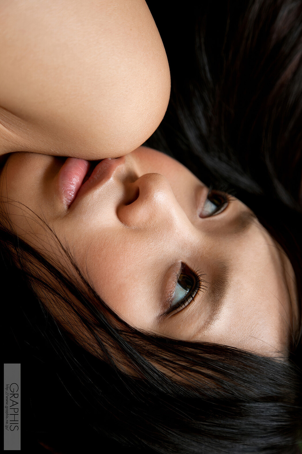 Nana Ogura 小倉奈々, Graphis Limited Edition 2010.11