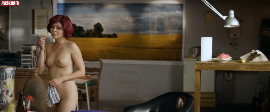 Sarah Callies Hot