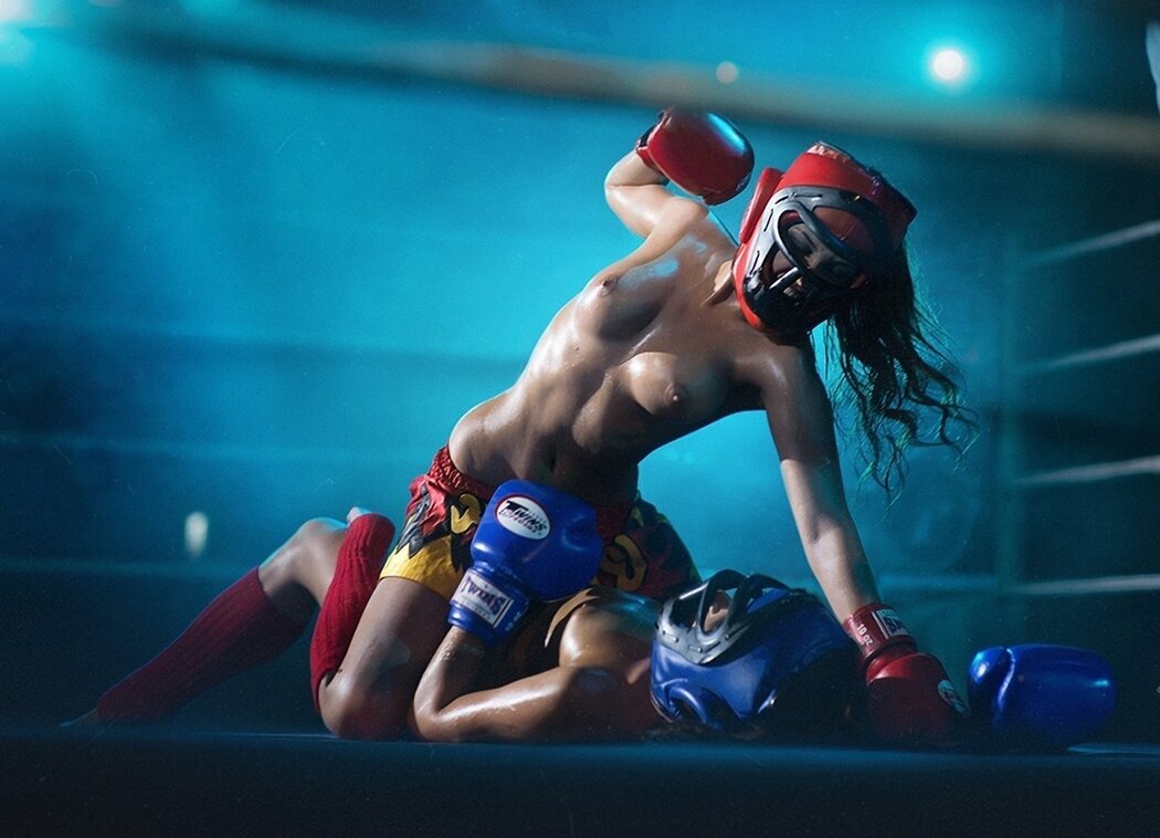 Girls Boxing Toples