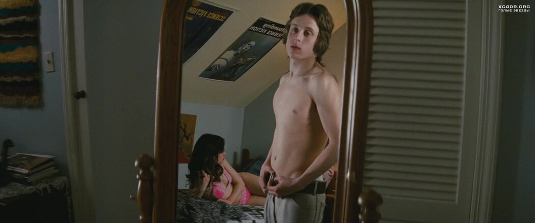 Emma Roberts Nude