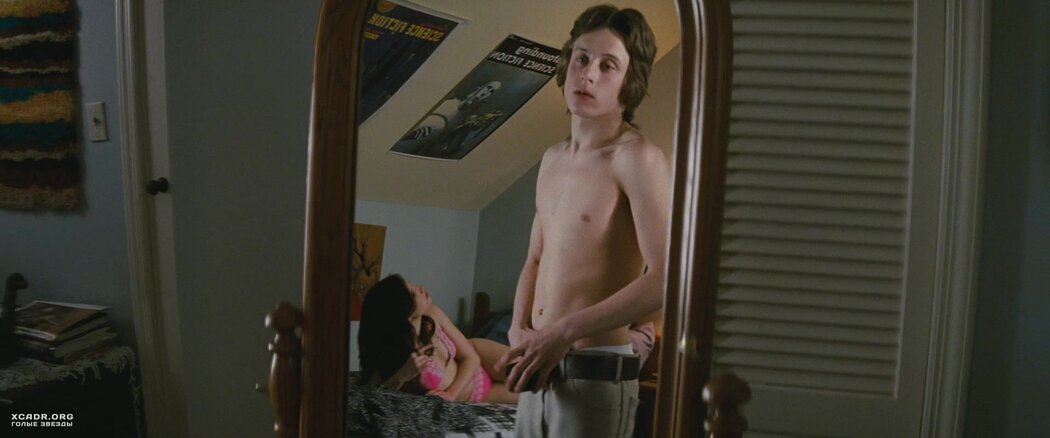 Emma Roberts Nude