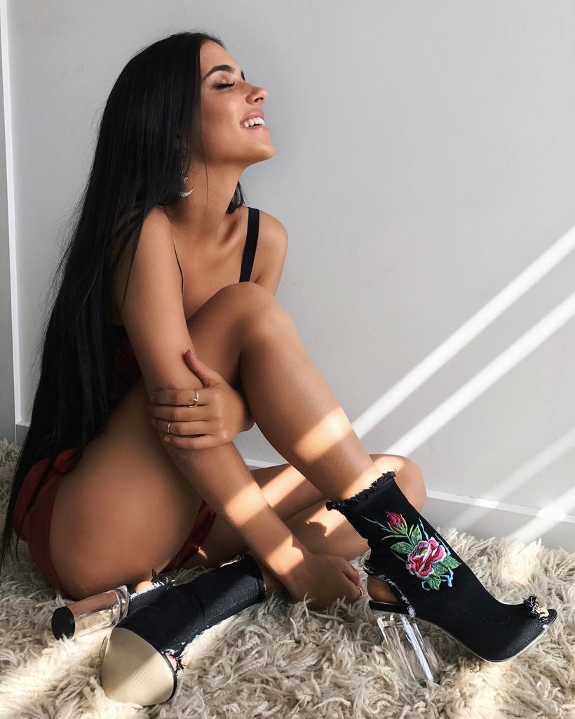 Elisha Herbert Nude