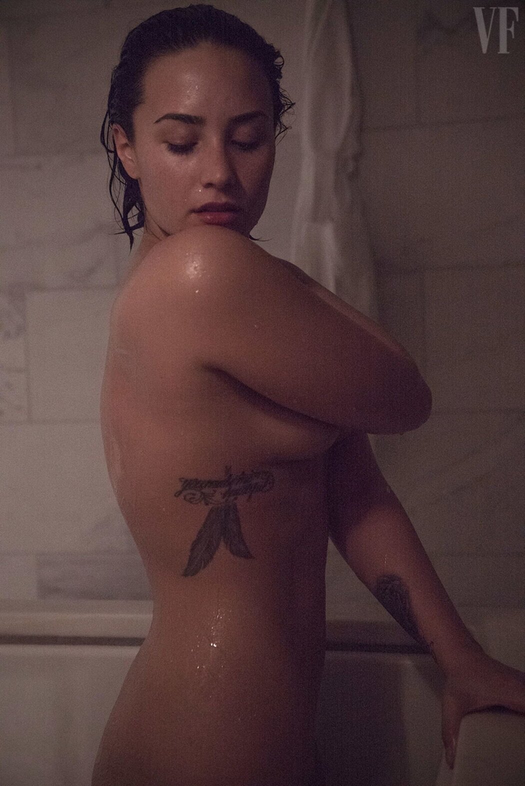 Demi Lovato Nude
