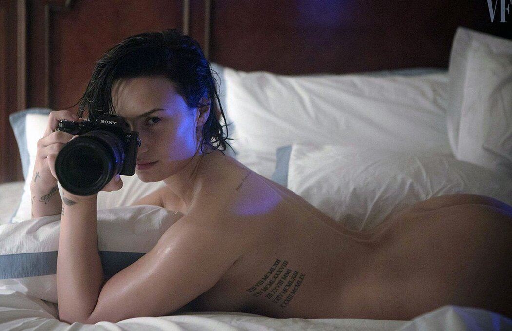Demi Lovato Nude