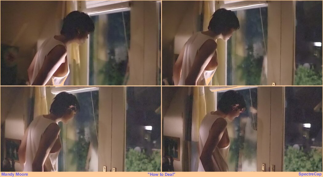 Mandy Moore Nude