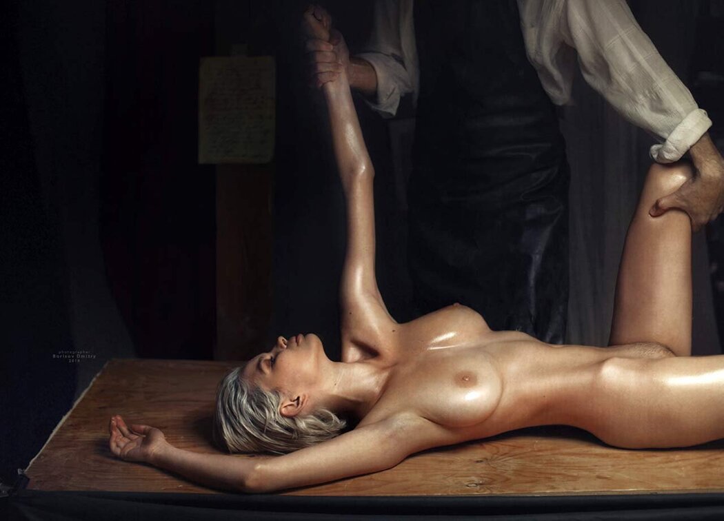 Julia Logacheva Nude
