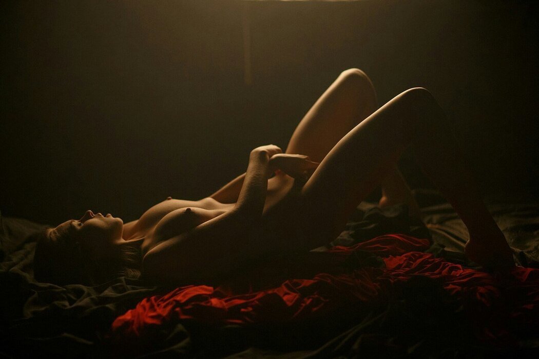 Elizabeth Vasilenko Nudes