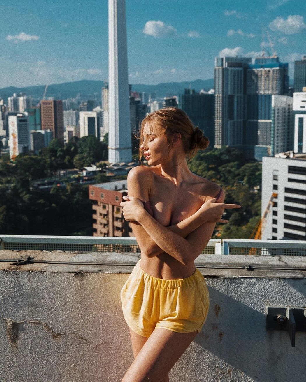 Elizabeth Vasilenko Nudes