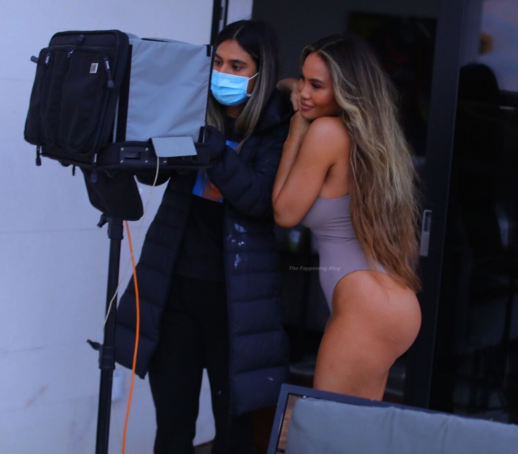 Daphne Joy Nude