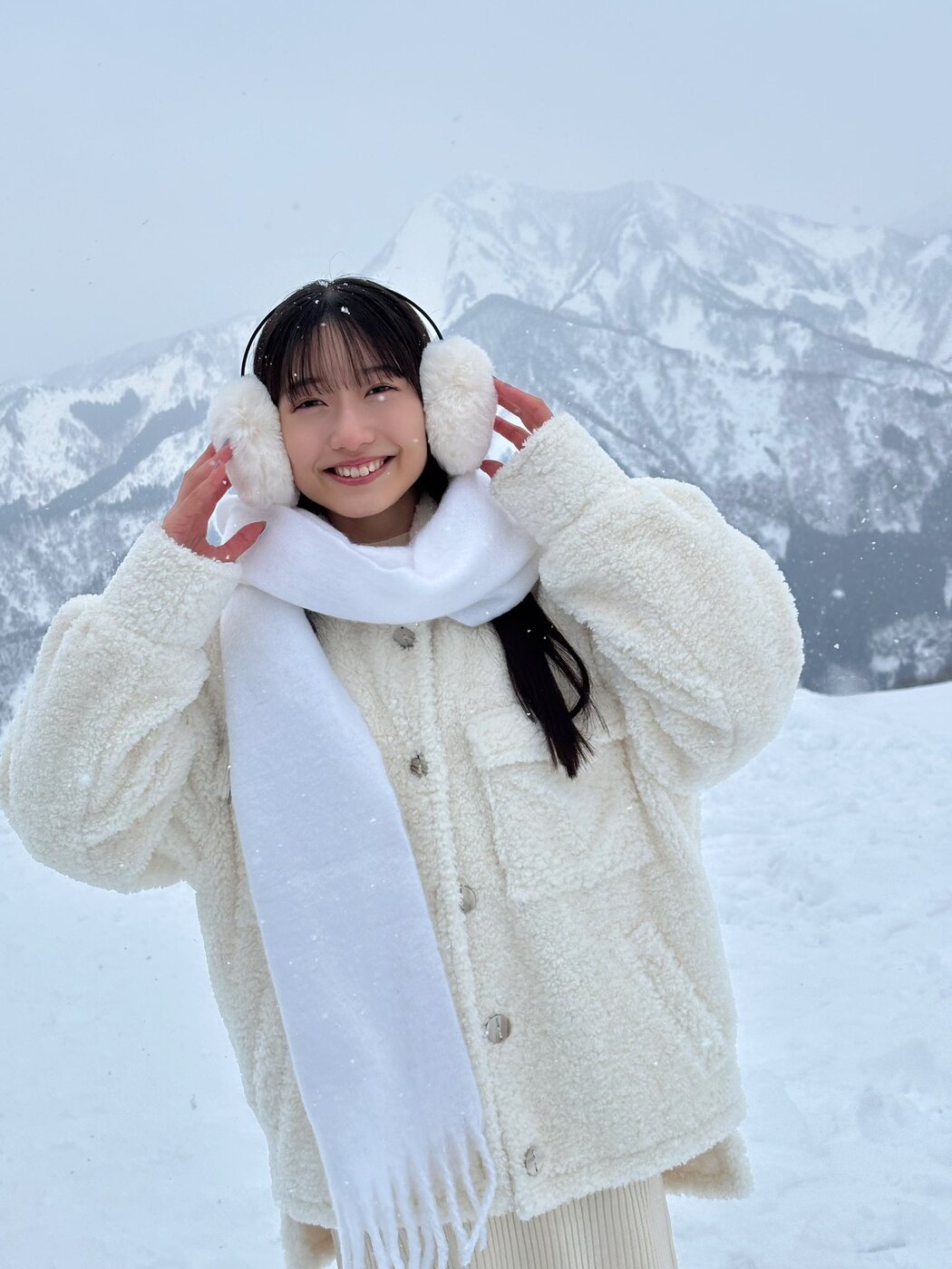 Hayasaki Suzuki 早﨑すずき, Young Jump 2025 No.17 (ヤングジャンプ 2025年17号)