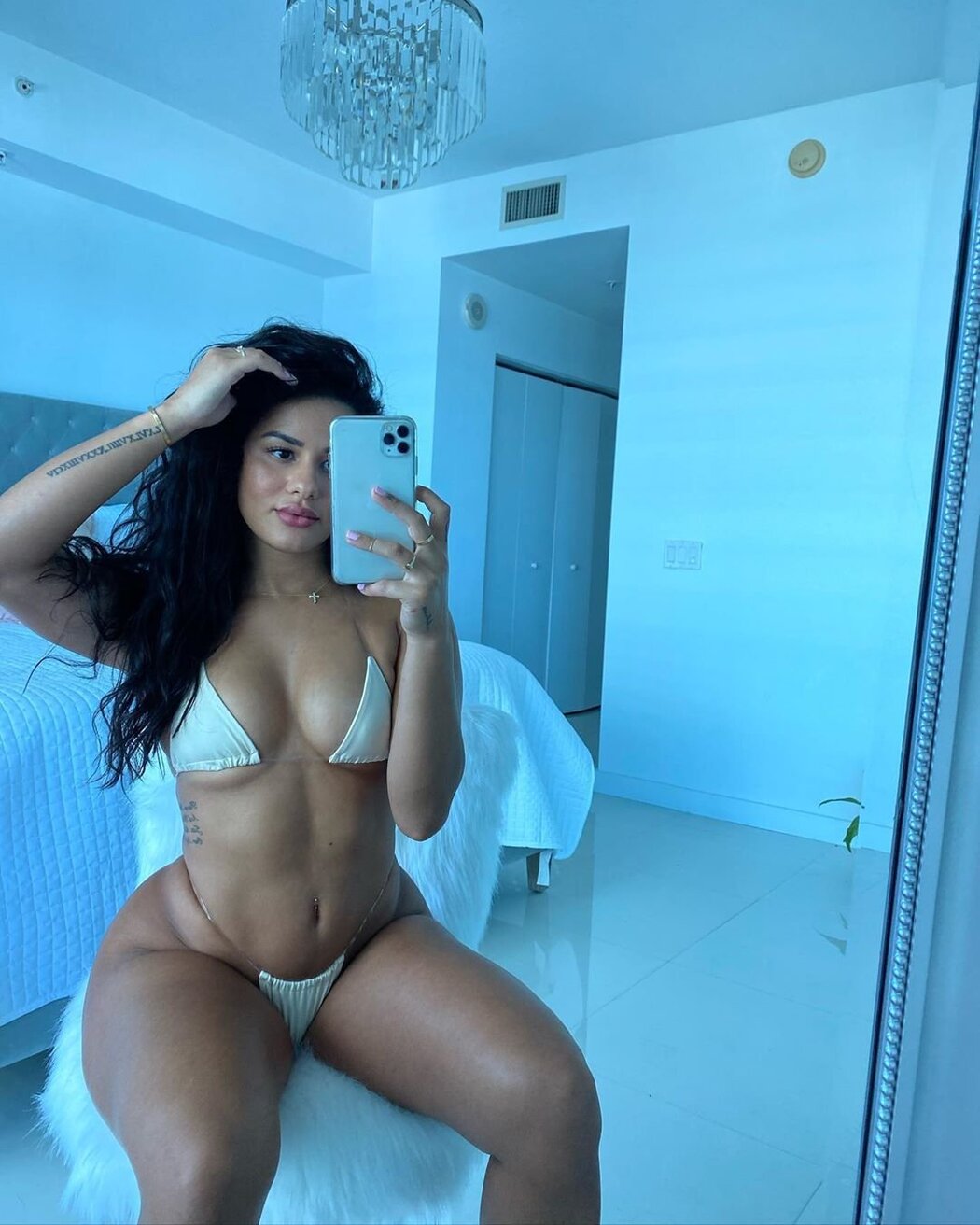 Katya Elise Henry Nude