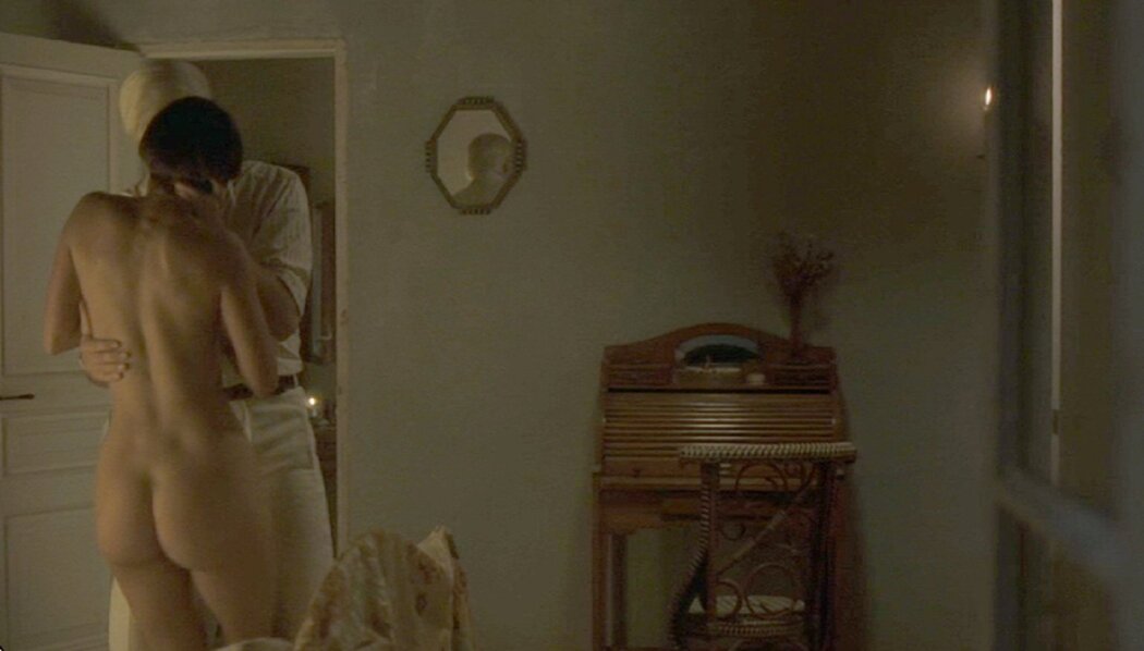 Caterina Murino Nude