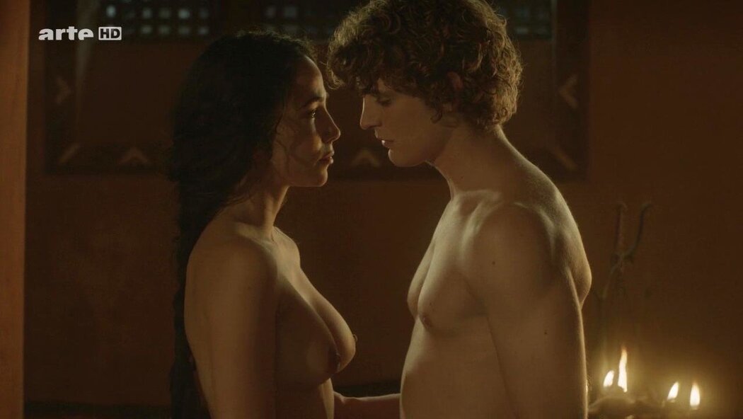 Caterina Murino Nude