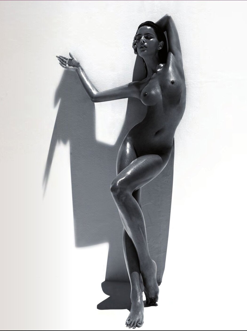 Catrinel Menghia Nude