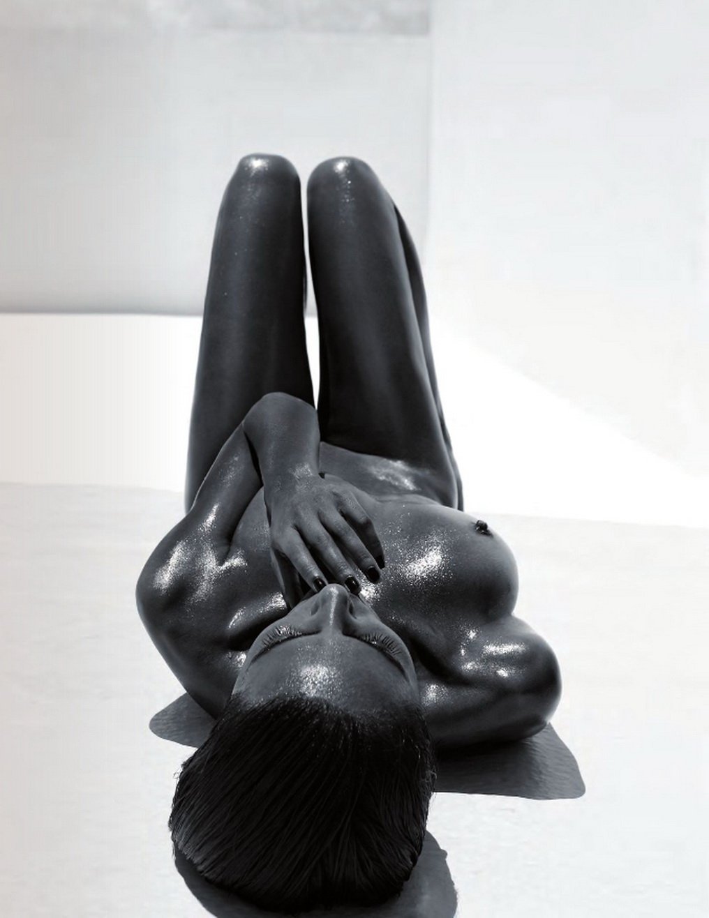 Catrinel Menghia Nude